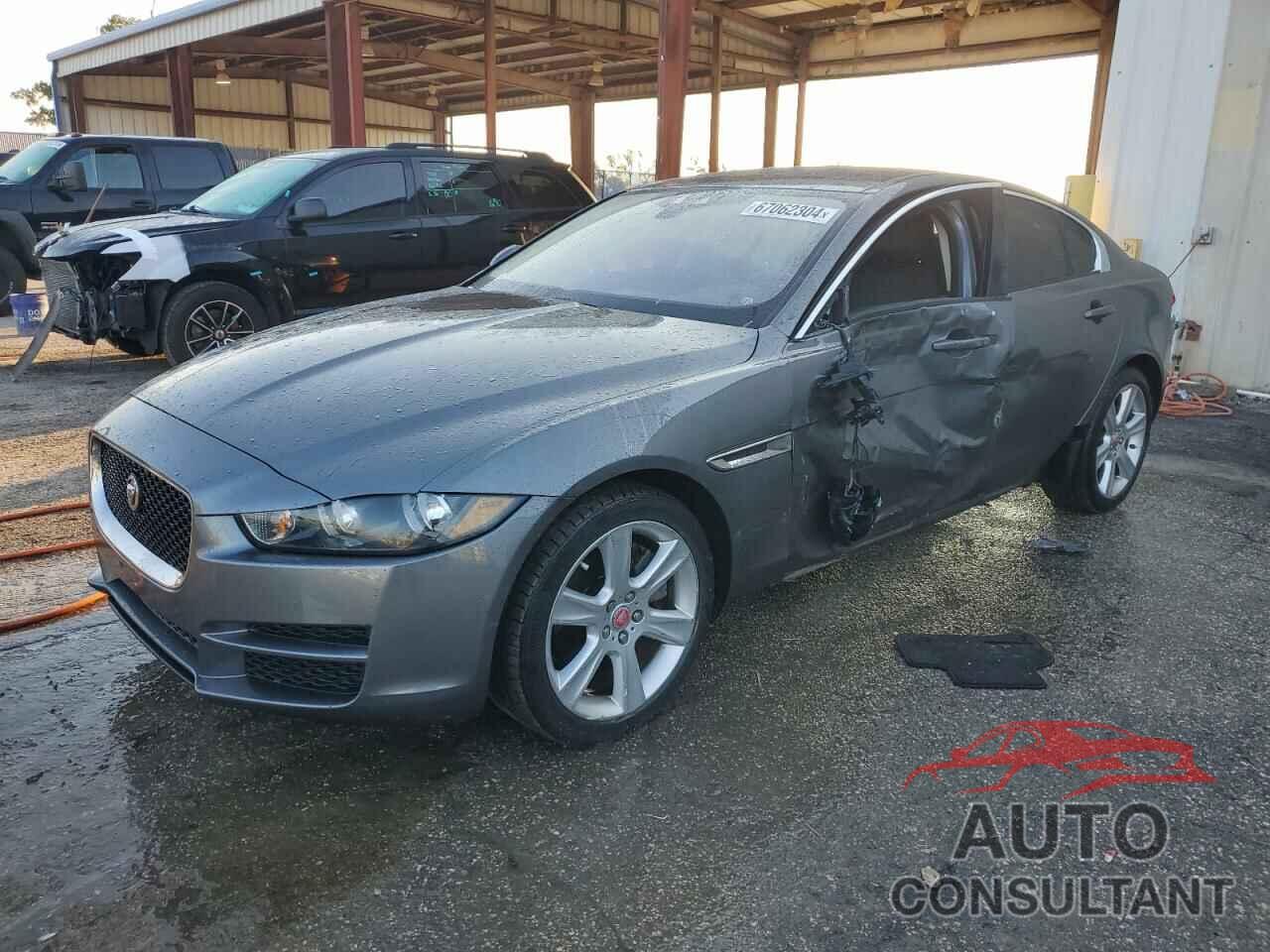 JAGUAR XE 2018 - SAJAD4FX2JCP28201