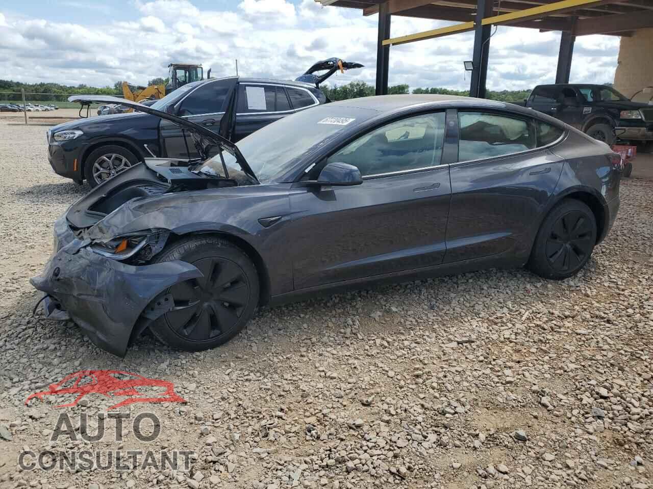 TESLA MODEL 3 2024 - 5YJ3E1EA2RF774111