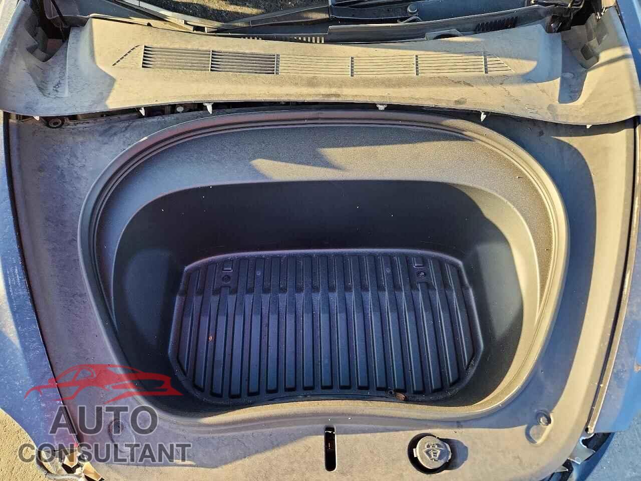TESLA MODEL 3 2024 - 5YJ3E1ET7RF835826