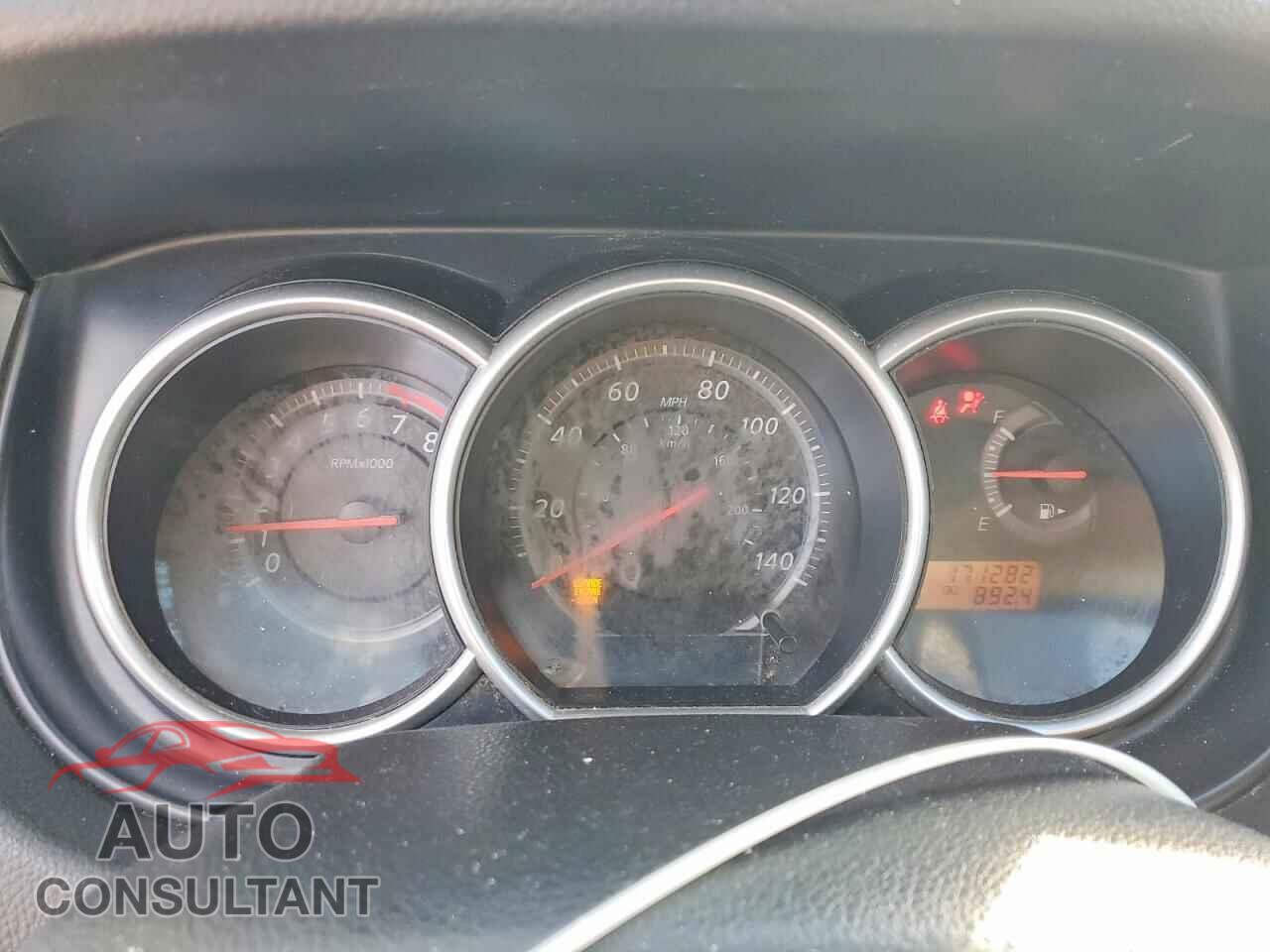 NISSAN VERSA 2010 - 3N1BC1AP0AL458940