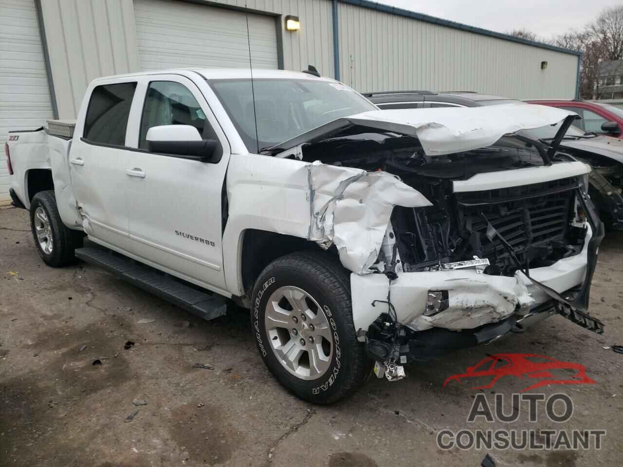 CHEVROLET SILVERADO 2017 - 3GCUKREC4HG244647