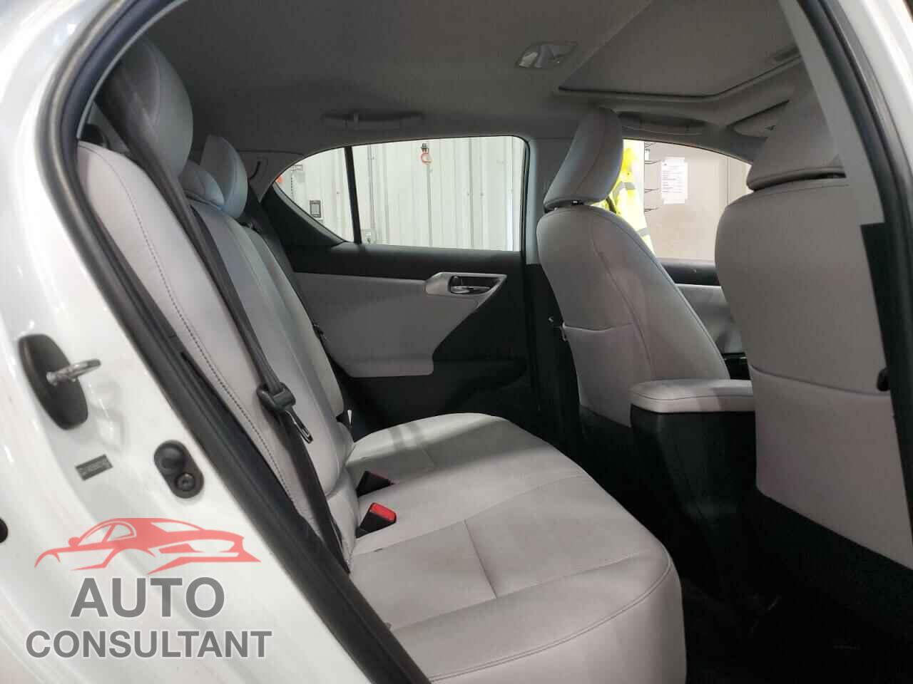 LEXUS CT 200 2012 - JTHKD5BHXC2104323