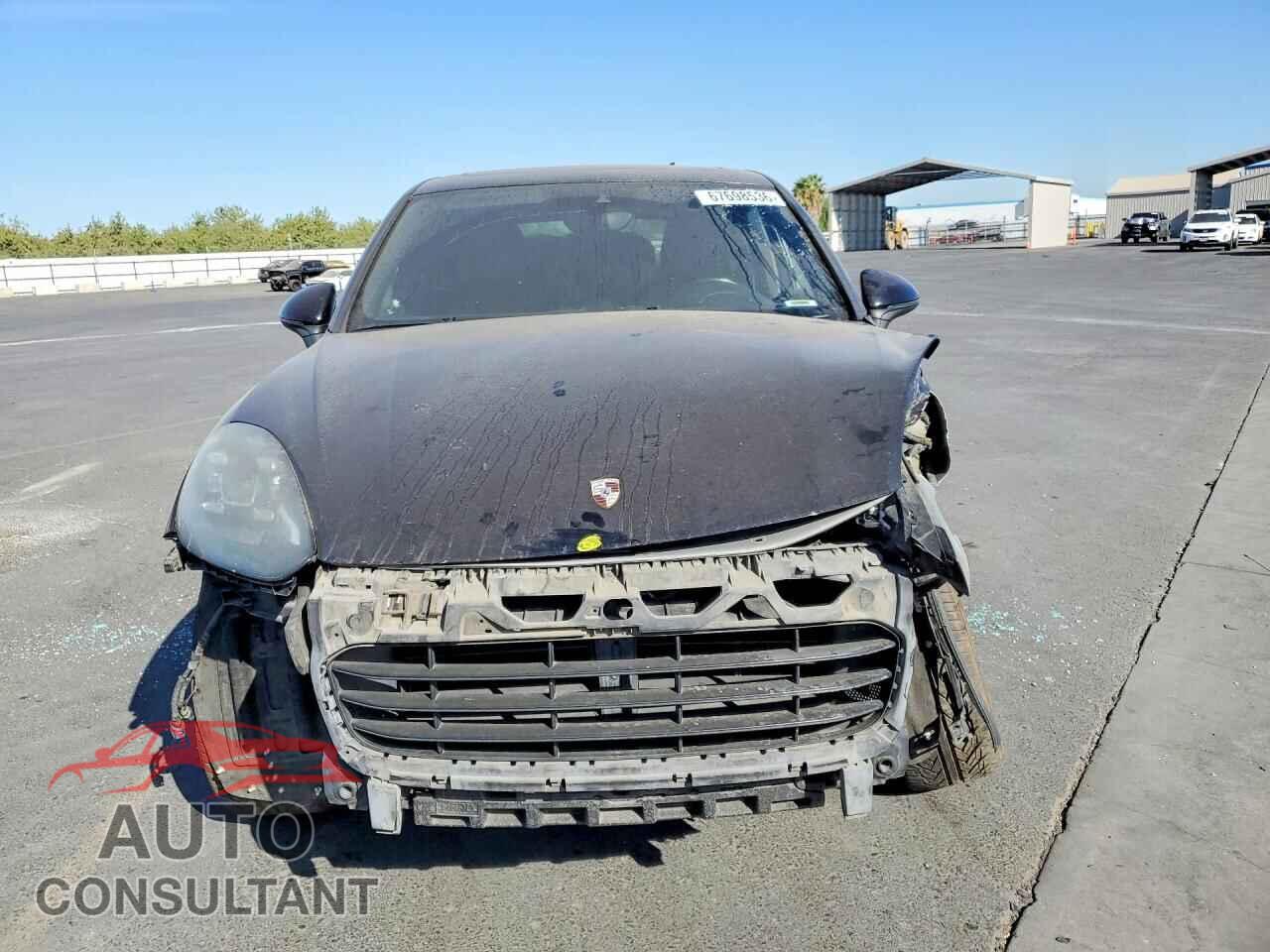 PORSCHE CAYENNE 2016 - WP1AA2A26GLA01920