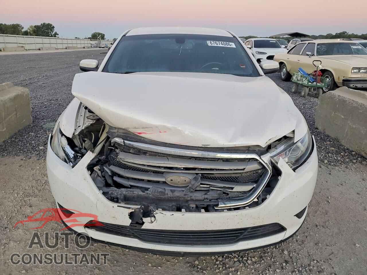 FORD TAURUS 2015 - 1FAHP2H85FG128793