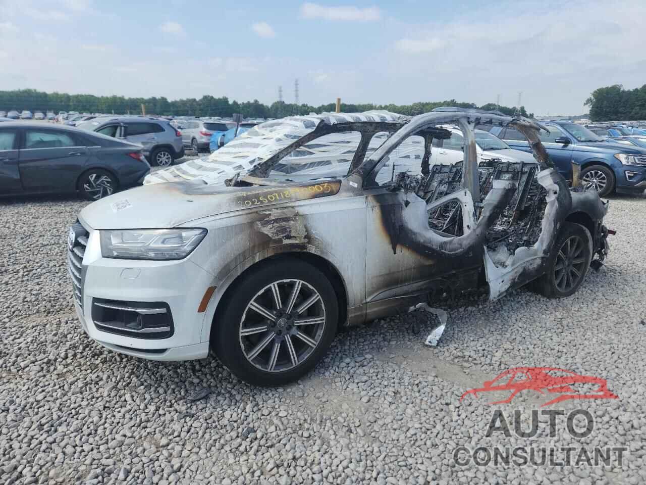 AUDI Q7 2017 - WA1LHAF74HD038667