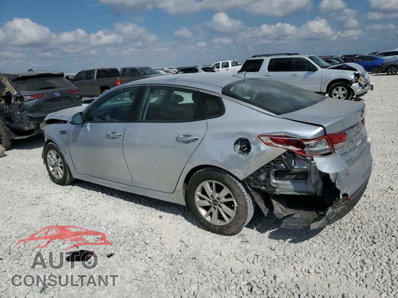 KIA OPTIMA 2016 - 5XXGT4L32GG098170