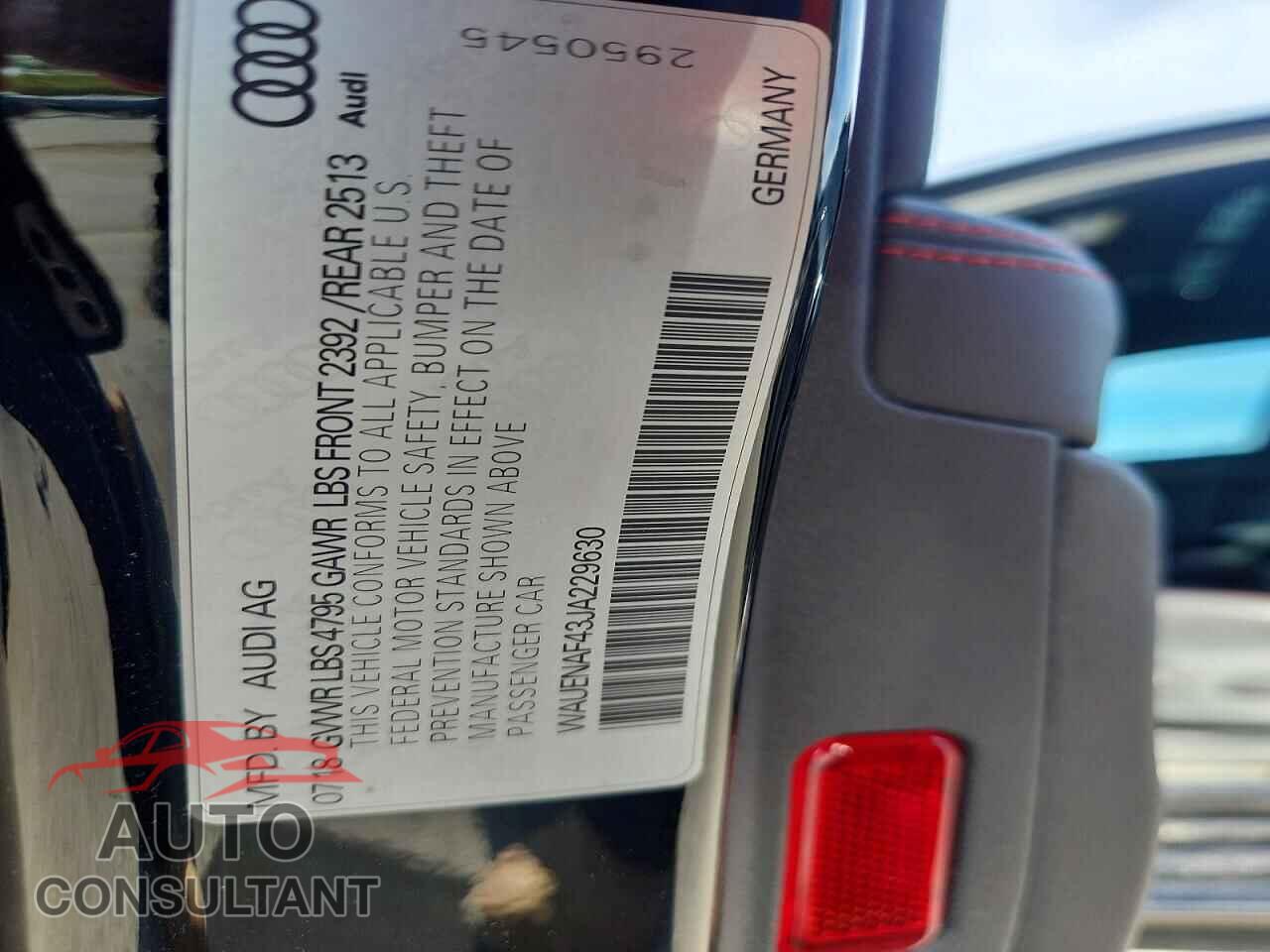 AUDI A4 2018 - WAUENAF43JA229630