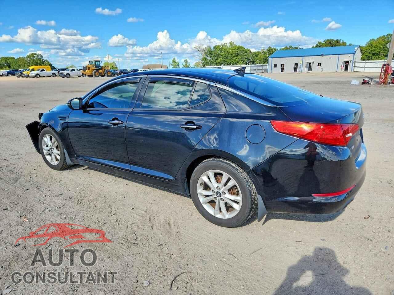KIA OPTIMA 2011 - KNAGN4A71B5129810