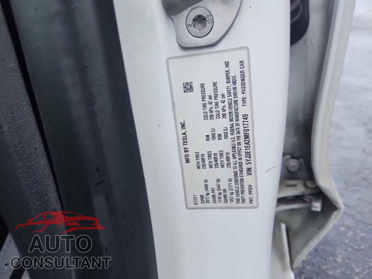 TESLA MODEL 3 2021 - 5YJ3E1EA2MF017749