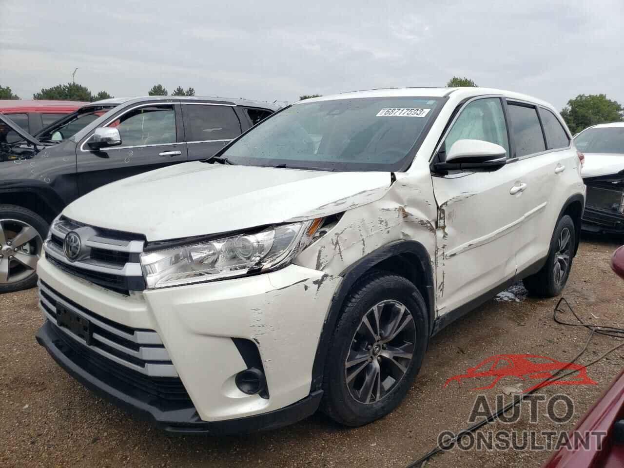 TOYOTA HIGHLANDER 2019 - 5TDZARFH6KS042307