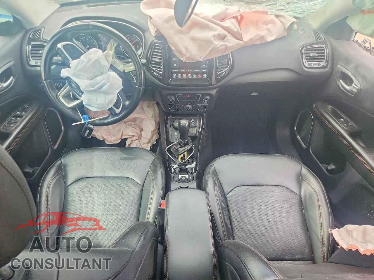 JEEP COMPASS 2020 - 3C4NJDCB2LT211862