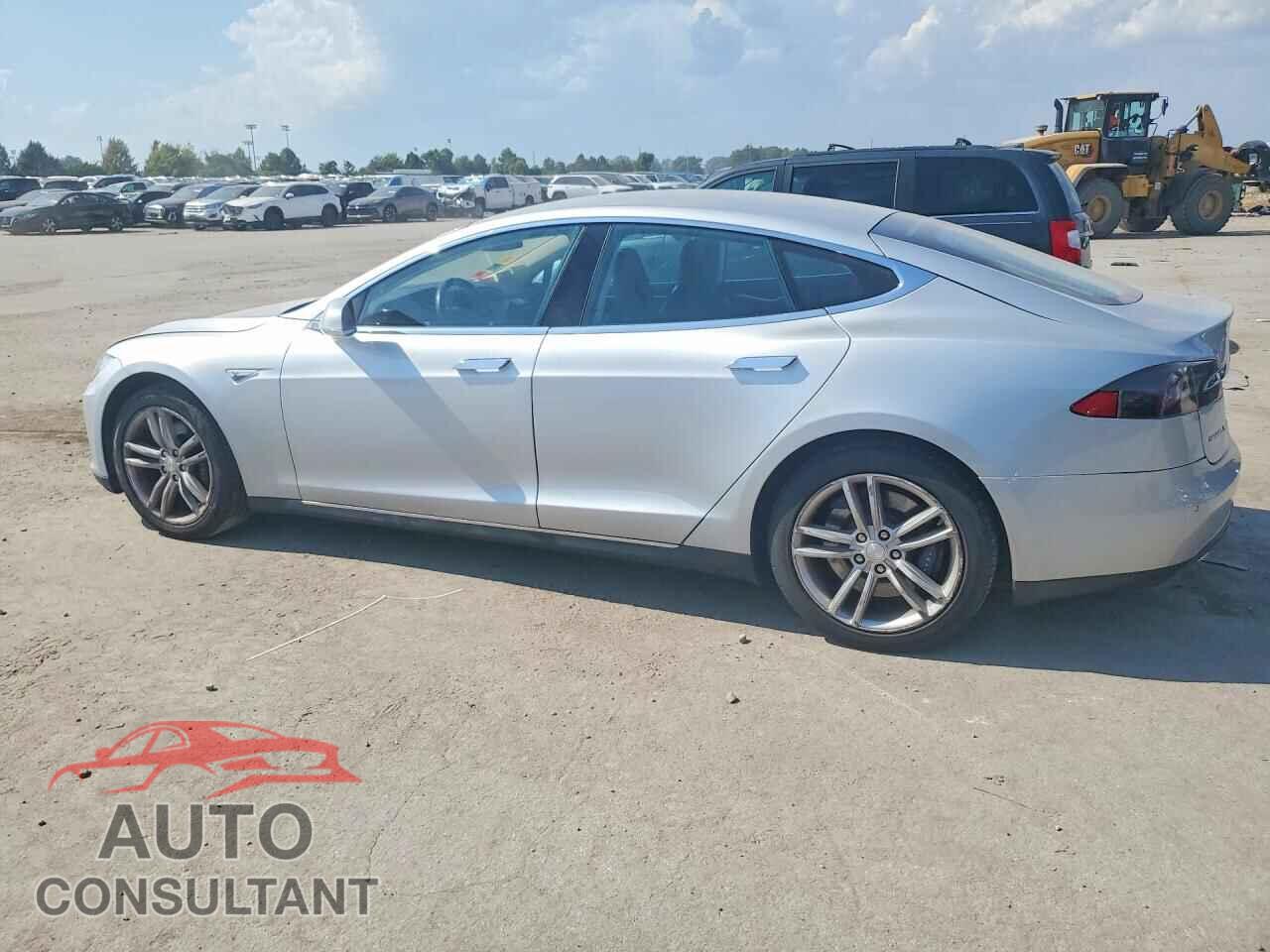 TESLA MODEL S 2014 - 5YJSA1H13EFP53152