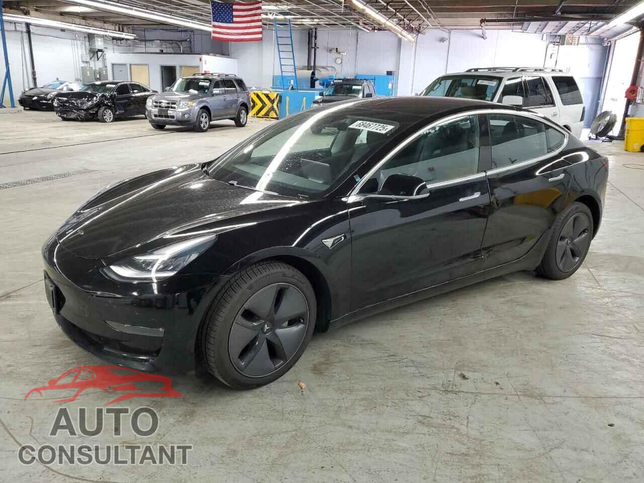TESLA MODEL 3 2018 - 5YJ3E1EB5JF144239