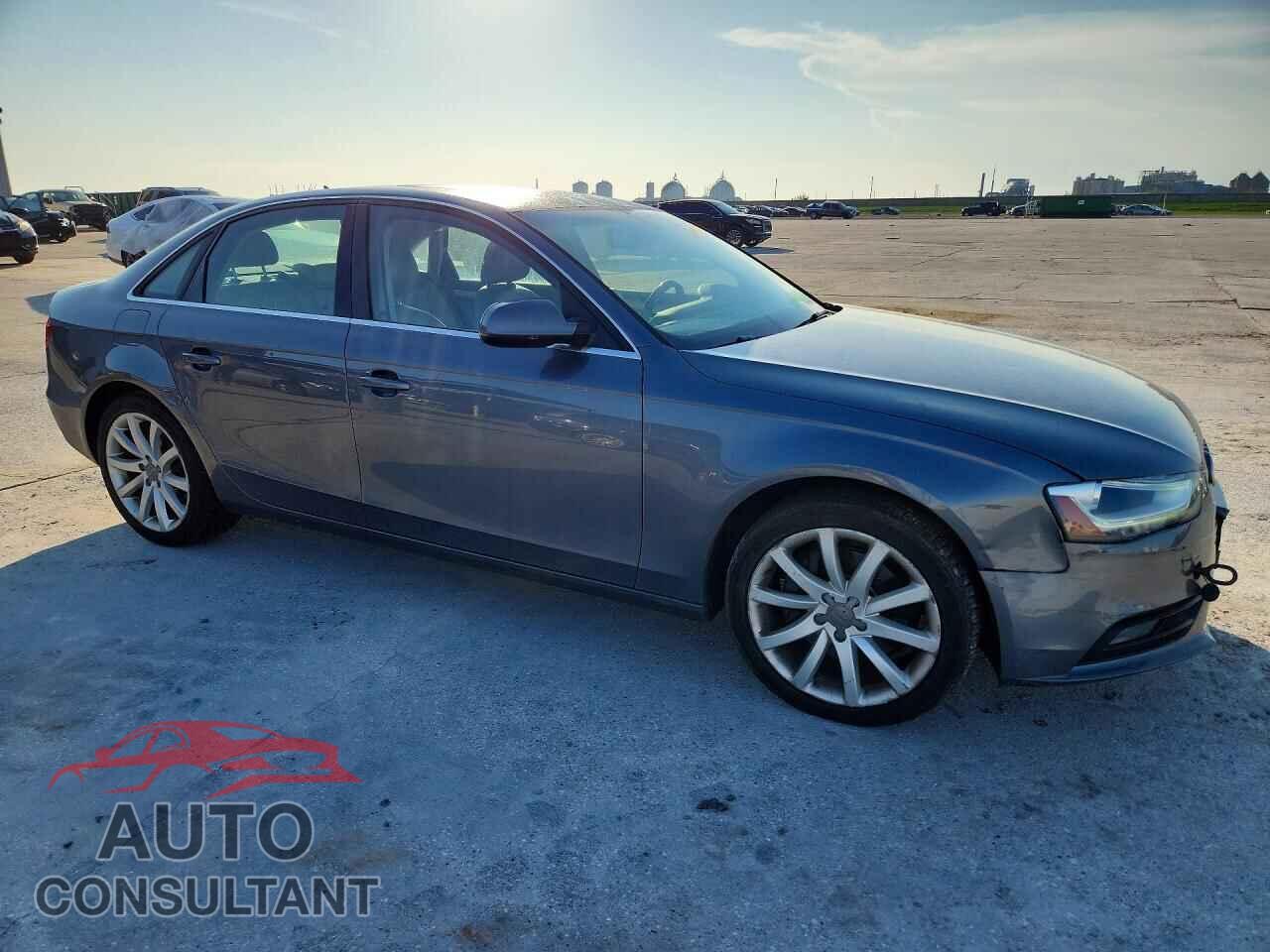 AUDI A4 2013 - WAUFFAFL2DN013032
