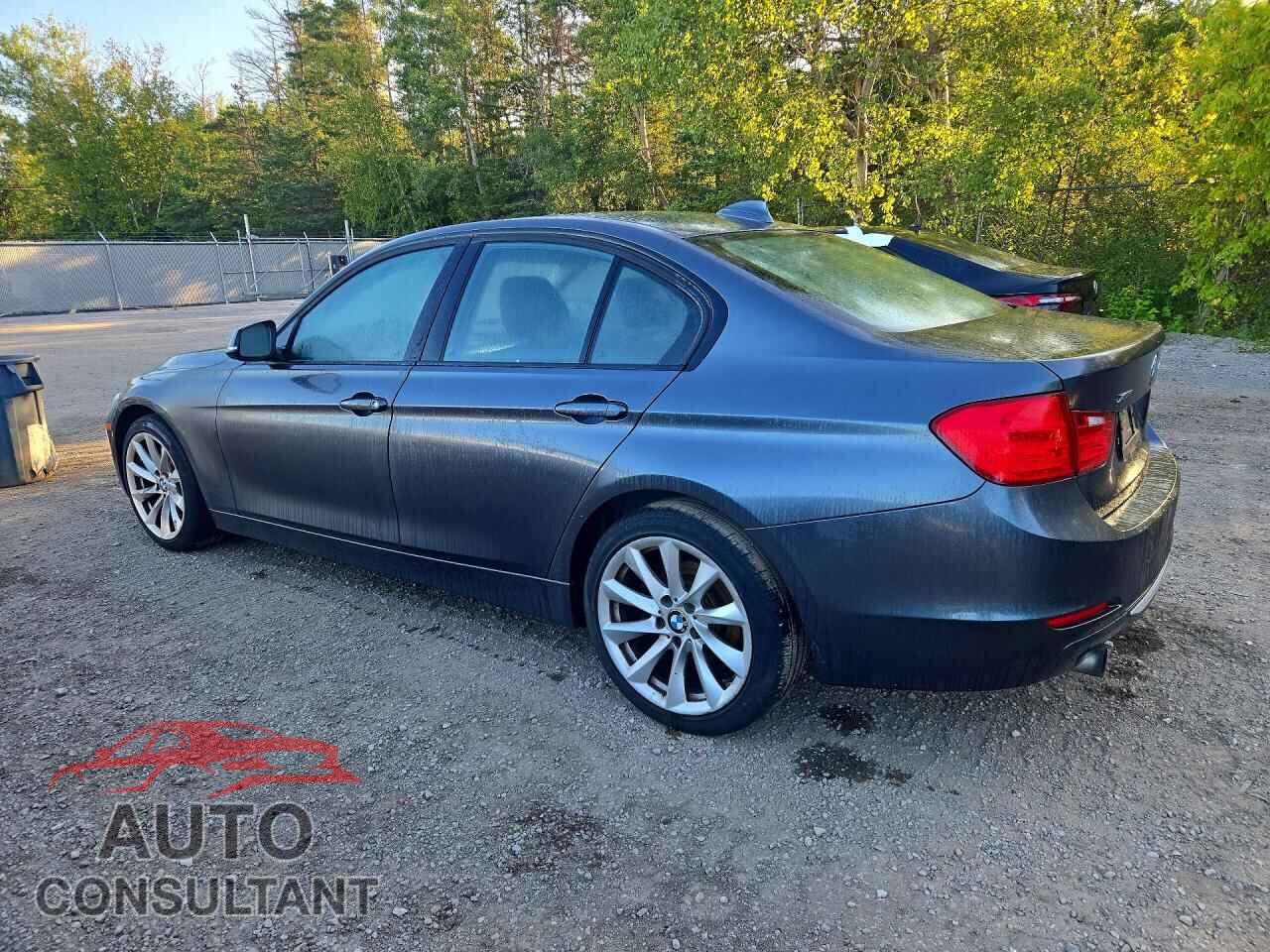 BMW 3 SERIES 2013 - WBA3C3C55DF979544