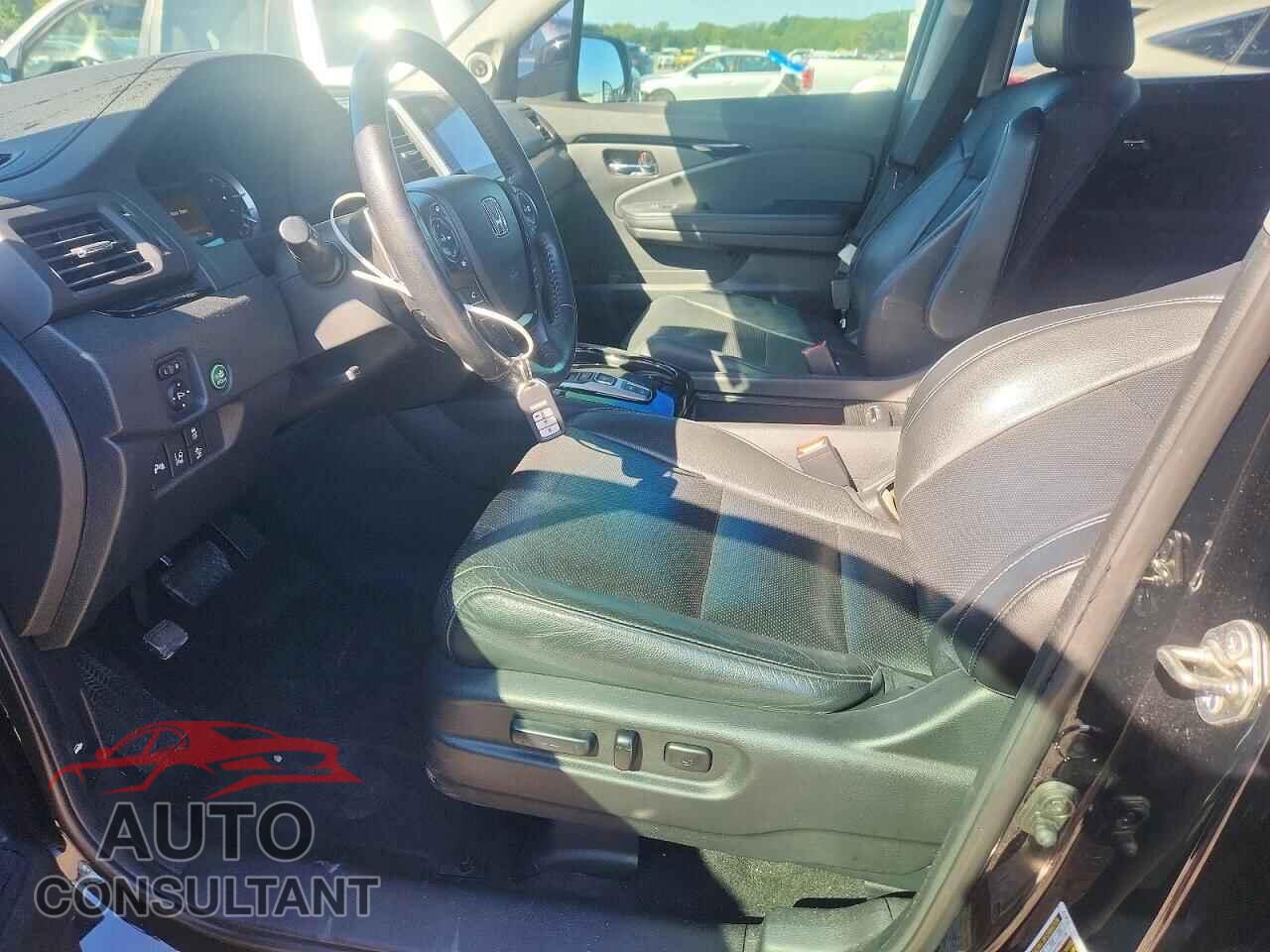 HONDA PILOT 2016 - 5FNYF6H09GB063232