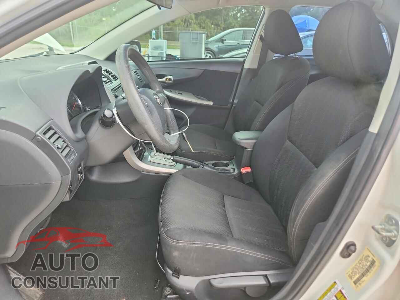 TOYOTA COROLLA 2013 - 5YFBU4EE2DP201726
