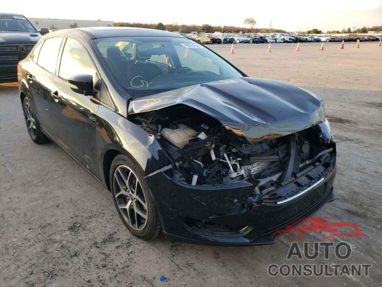 FORD FOCUS 2018 - 1FADP3H24JL319704