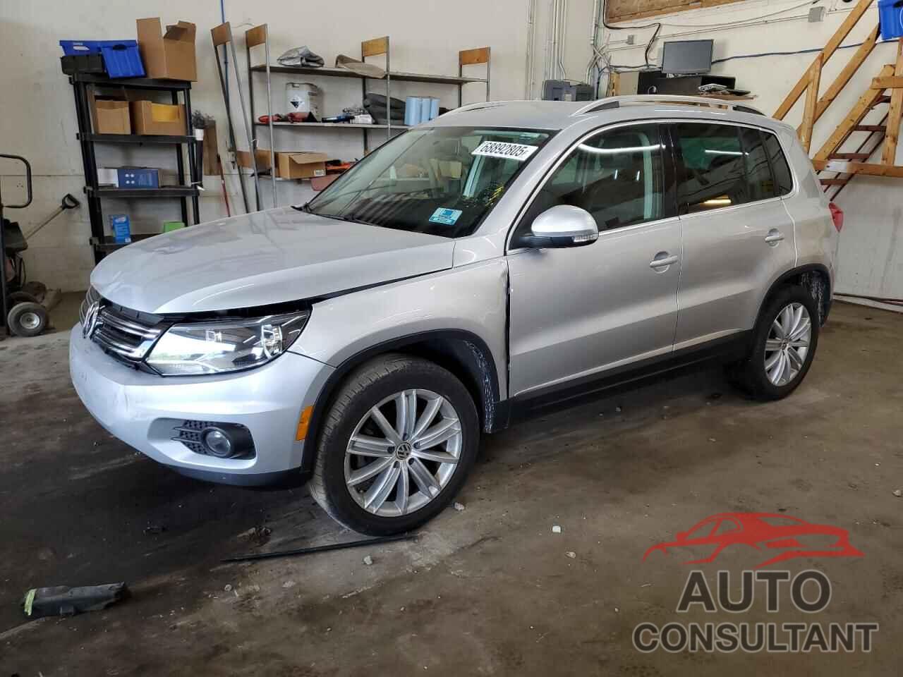 VOLKSWAGEN TIGUAN 2013 - WVGBV3AX1DW616487
