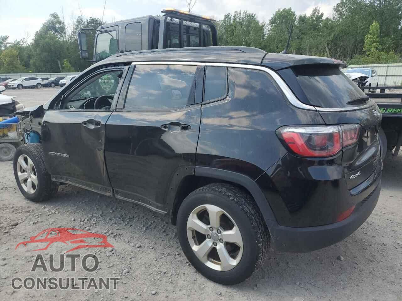 JEEP COMPASS 2018 - 3C4NJDBB4JT201168