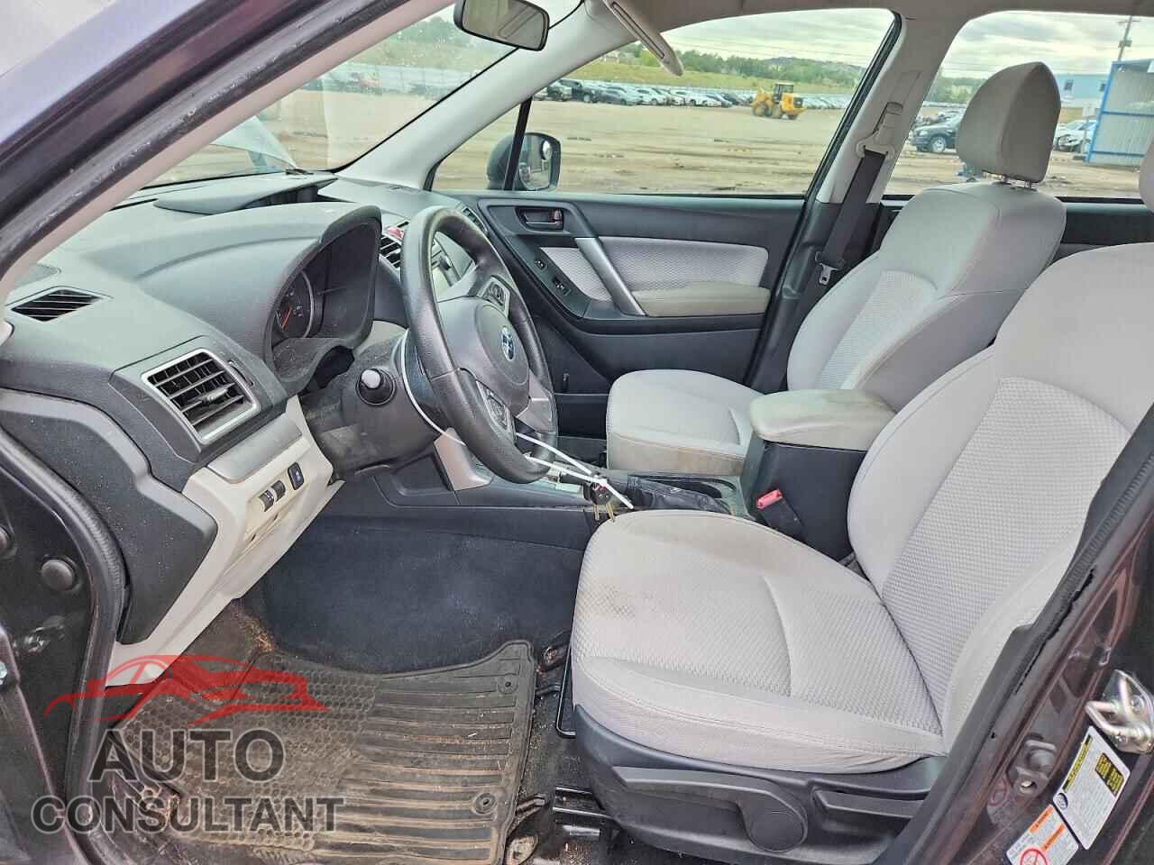 SUBARU FORESTER 2018 - JF2SJABC7JH596182