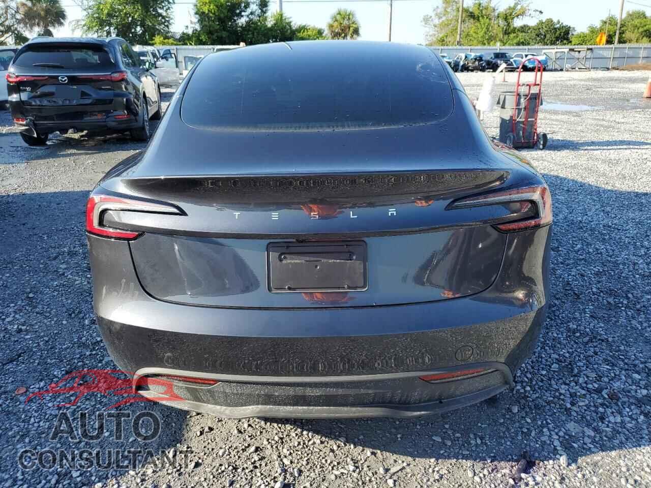 TESLA MODEL 3 2024 - 5YJ3E1EA8RF757636