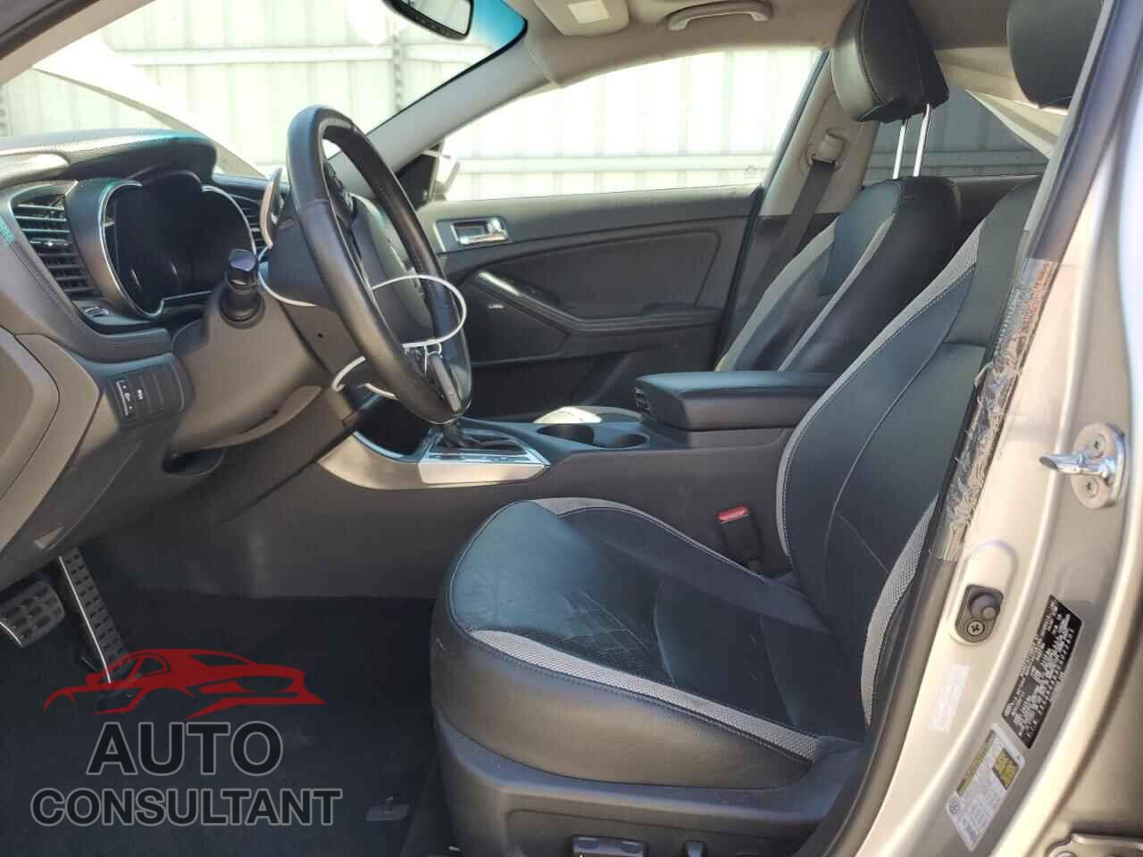KIA OPTIMA 2012 - 5XXGR4A63CG022401