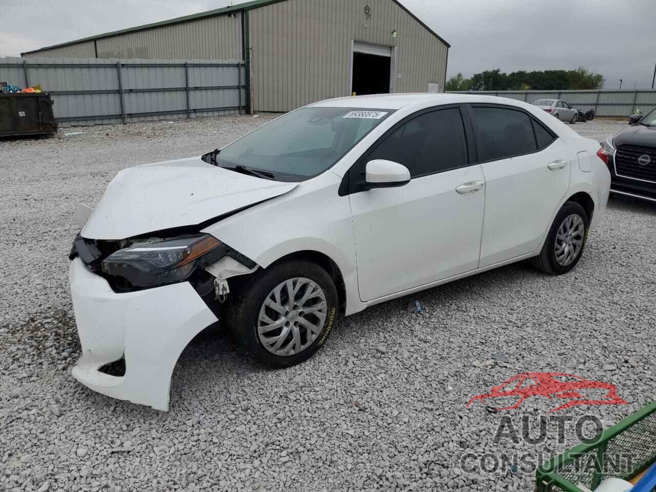 TOYOTA COROLLA 2018 - 5YFBURHE3JP765812