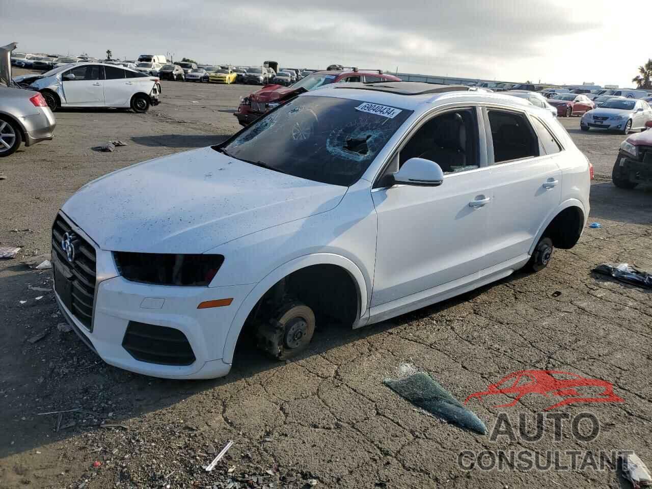 AUDI Q3 2017 - WA1JCCFS2HR010813