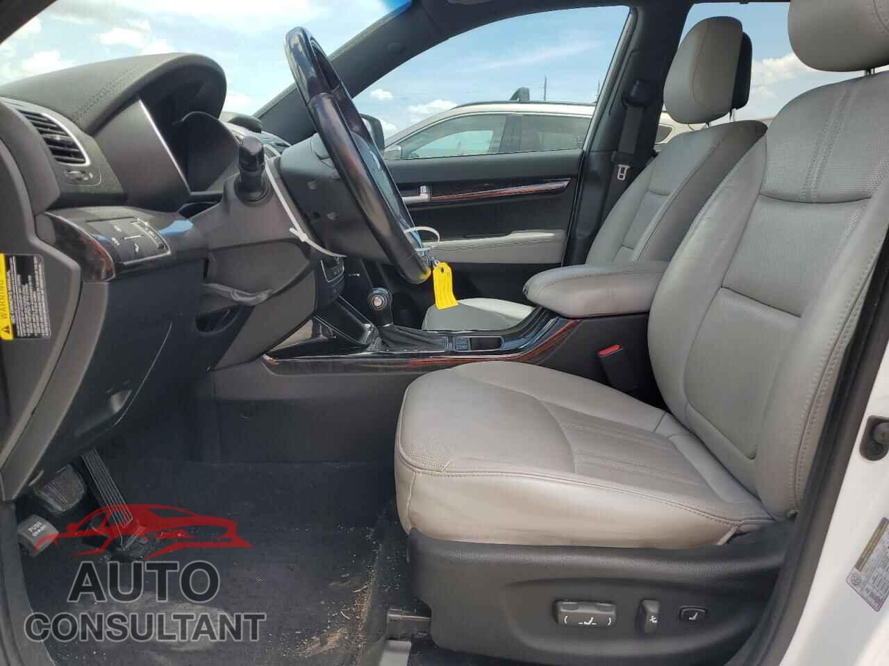 KIA SORENTO 2014 - 5XYKW4A75EG472805
