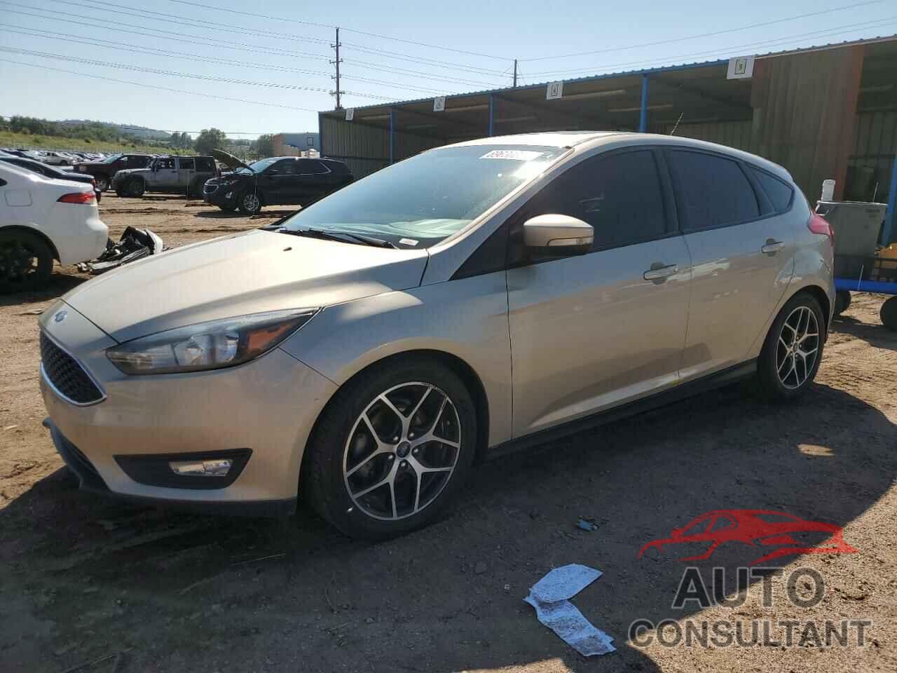 FORD FOCUS 2018 - 1FADP3M2XJL249955