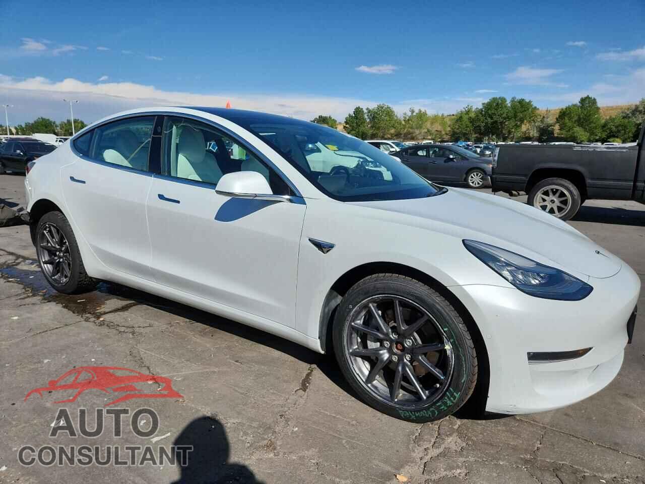 TESLA MODEL 3 2018 - 5YJ3E1EB2JF074943