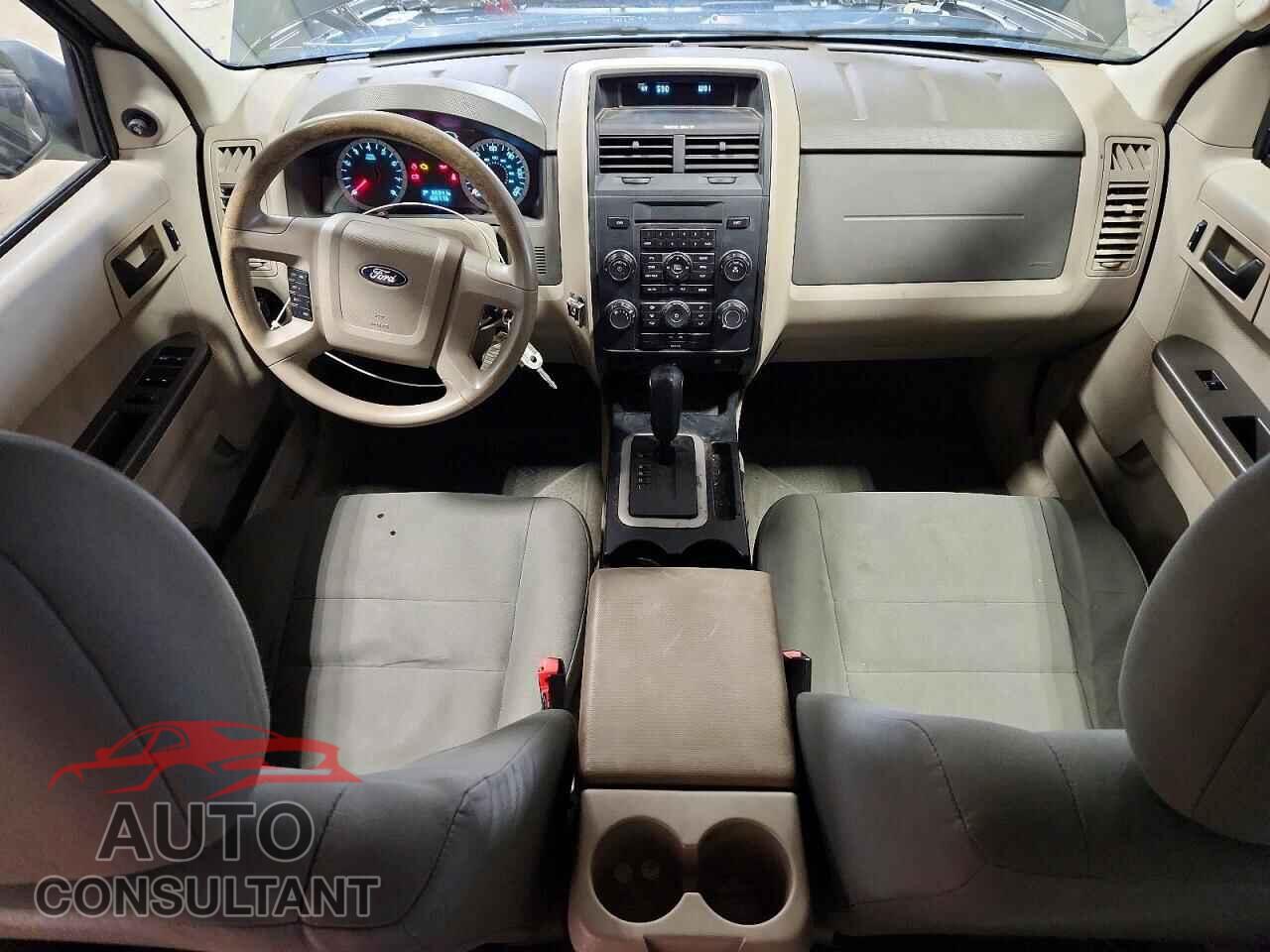 FORD ESCAPE 2010 - 1FMCU9C70AKB50657