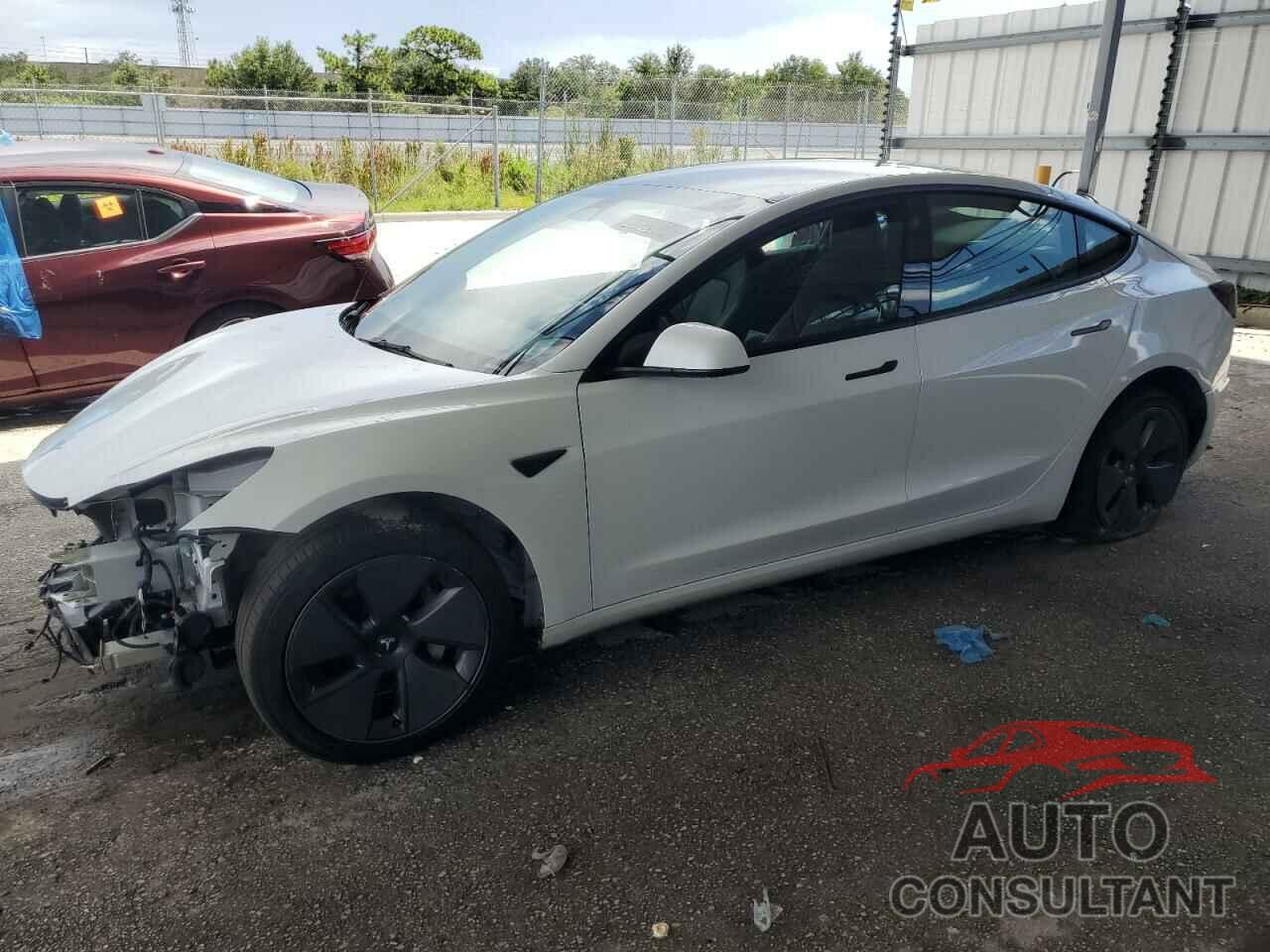 TESLA MODEL 3 2023 - 5YJ3E1EA0PF453083