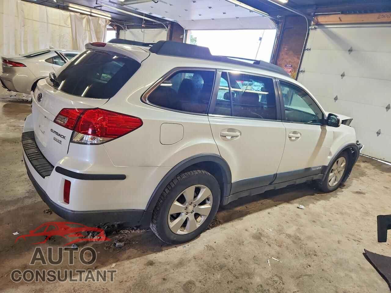 SUBARU OUTBACK 2011 - 4S4BRBCC7B3436888