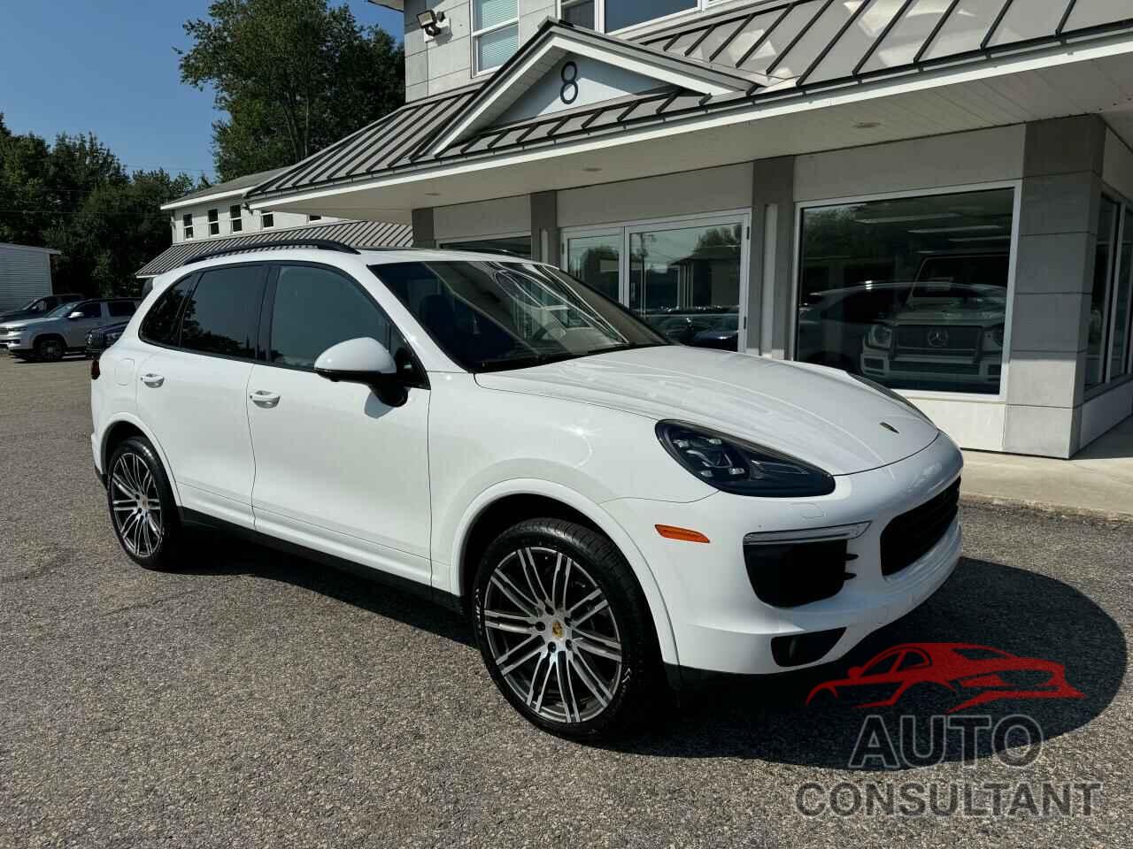 PORSCHE CAYENNE 2018 - WP1AA2A24JKA06398