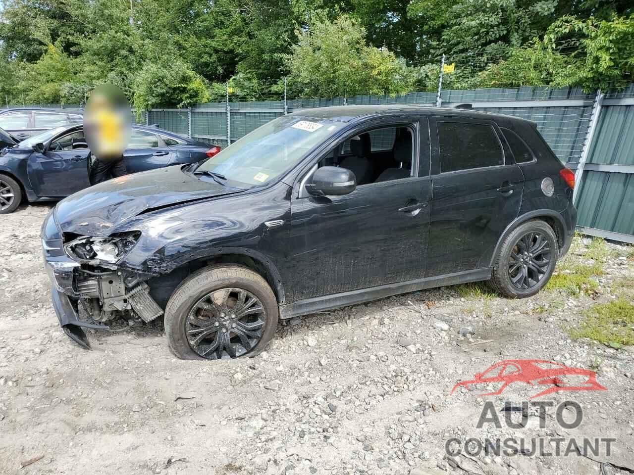 MITSUBISHI OUTLANDER 2019 - JA4AR3AU6KU014276