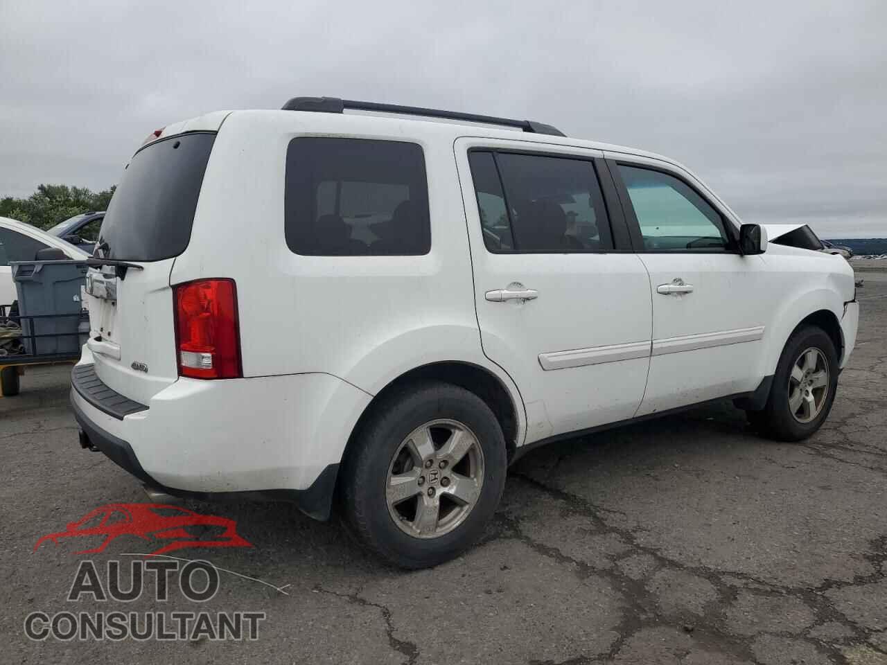 HONDA PILOT 2011 - 5FNYF4H61BB104258