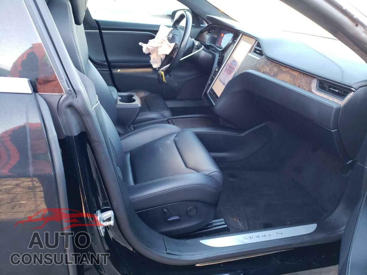 TESLA MODEL S 2019 - 5YJSA1E2XKF305578