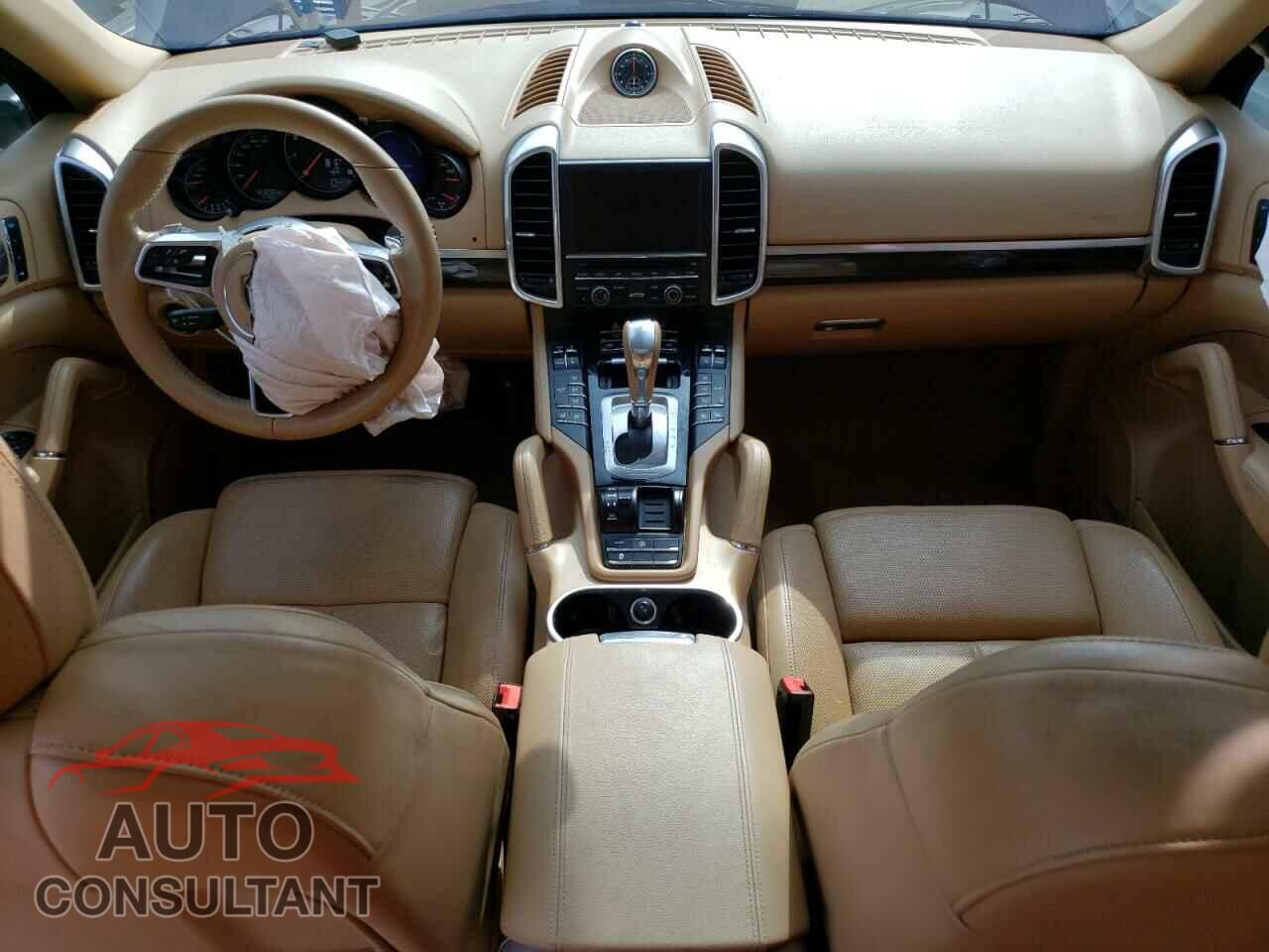 PORSCHE CAYENNE 2016 - WP1AA2A25GLA02427