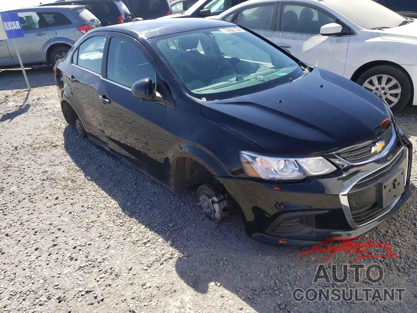 CHEVROLET SONIC 2019 - 1G1JF5SB4K4127305
