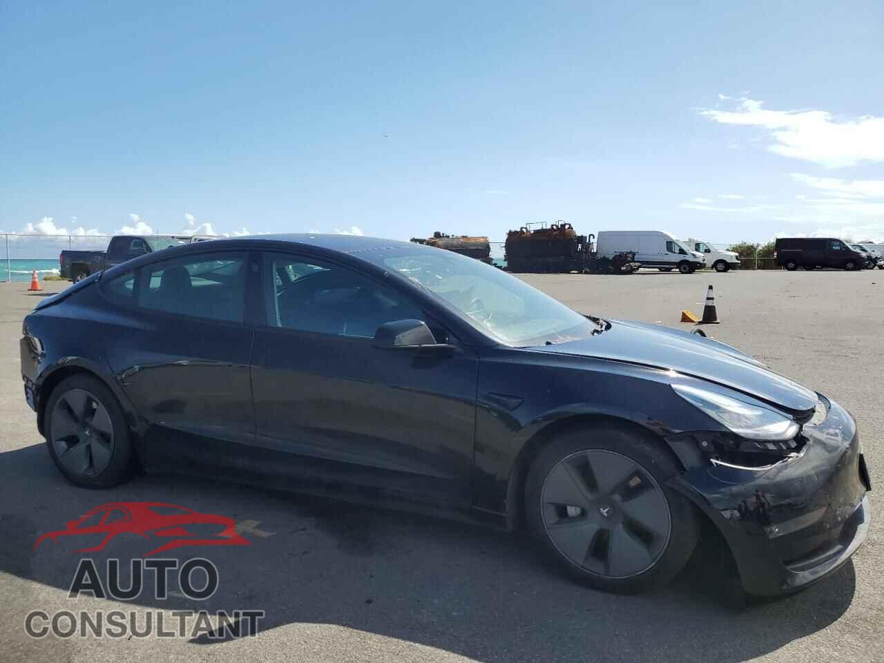 TESLA MODEL 3 2021 - 5YJ3E1EA1MF859451