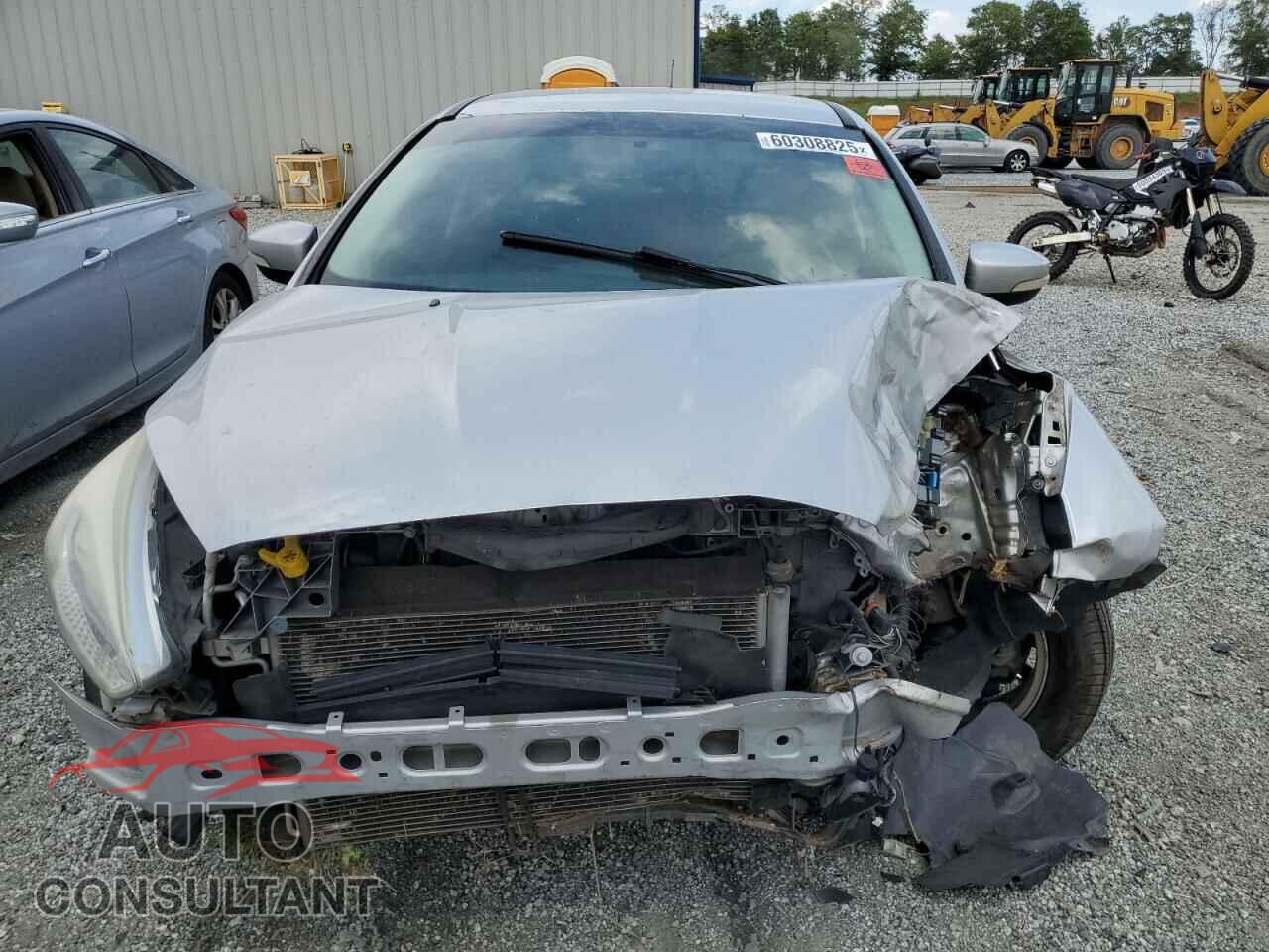 FORD FOCUS 2016 - 1FADP3K2XGL289996