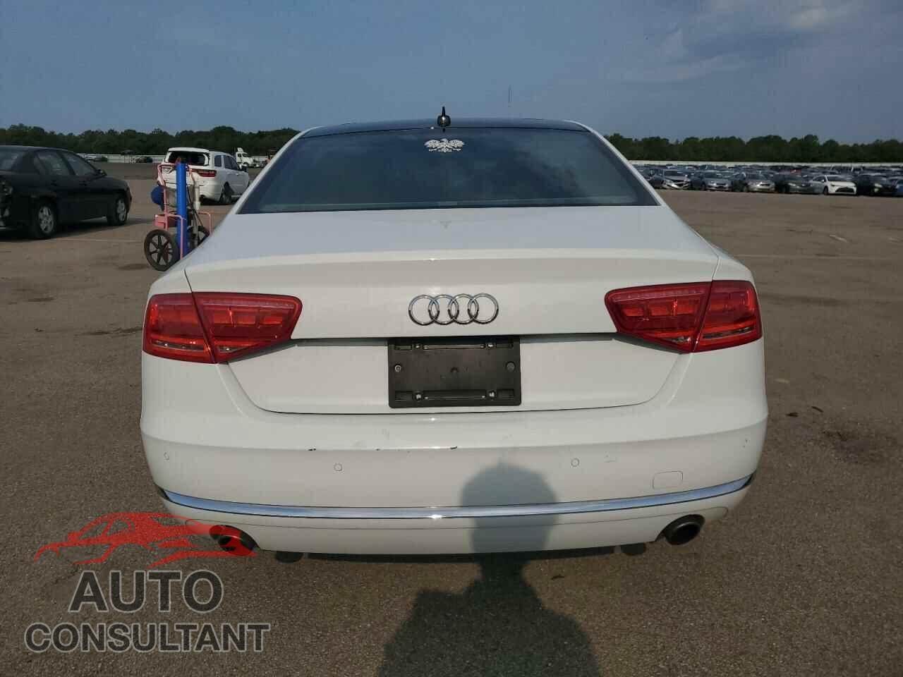 AUDI A8 2013 - WAURGAFD2DN019125