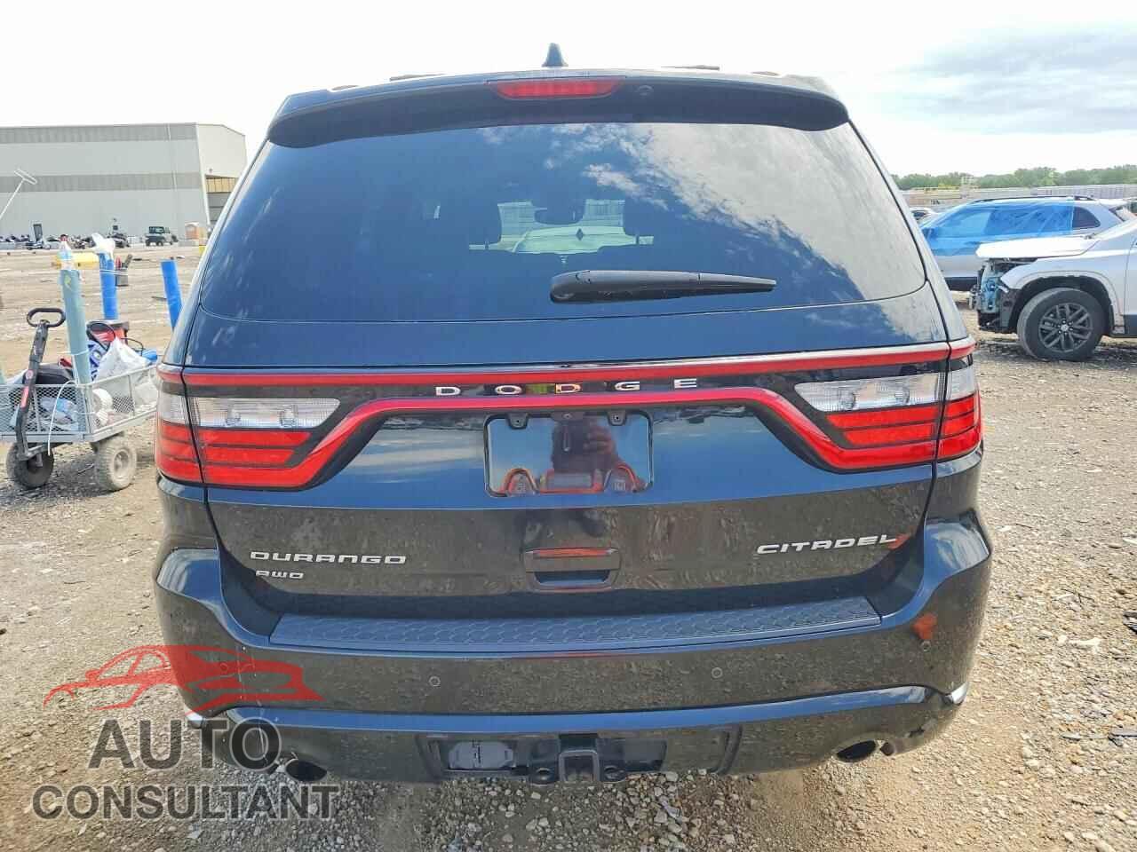 DODGE DURANGO 2017 - 1C4SDJETXHC748707