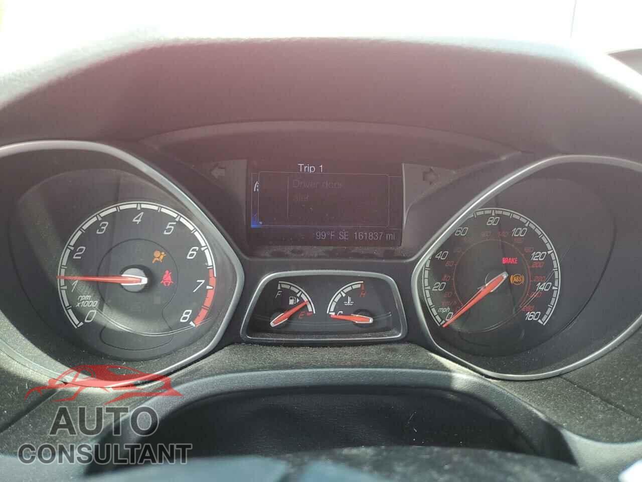 FORD FOCUS 2013 - 1FADP3L90DL174704