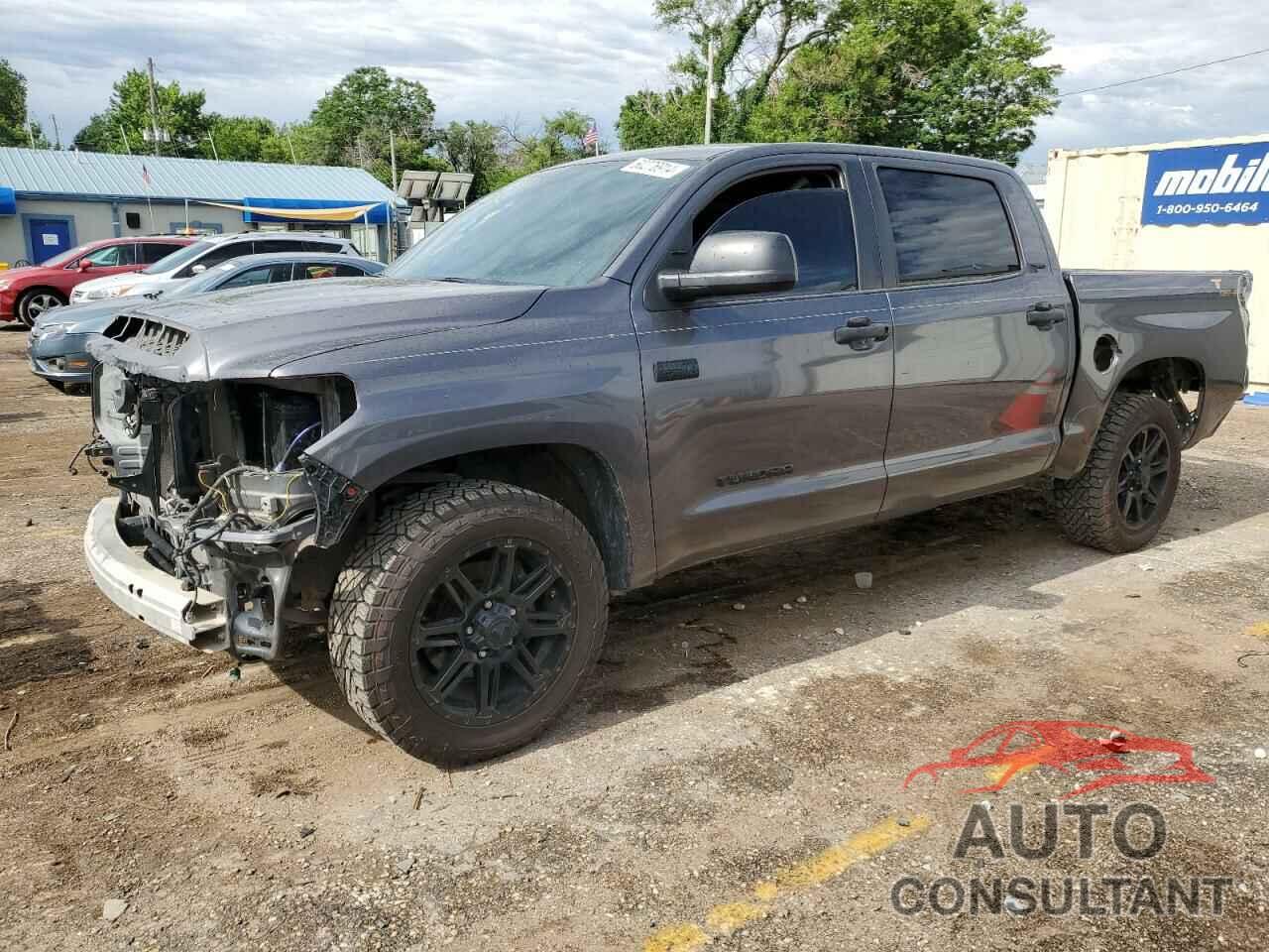 TOYOTA TUNDRA 2018 - 5TFEY5F18JX236948