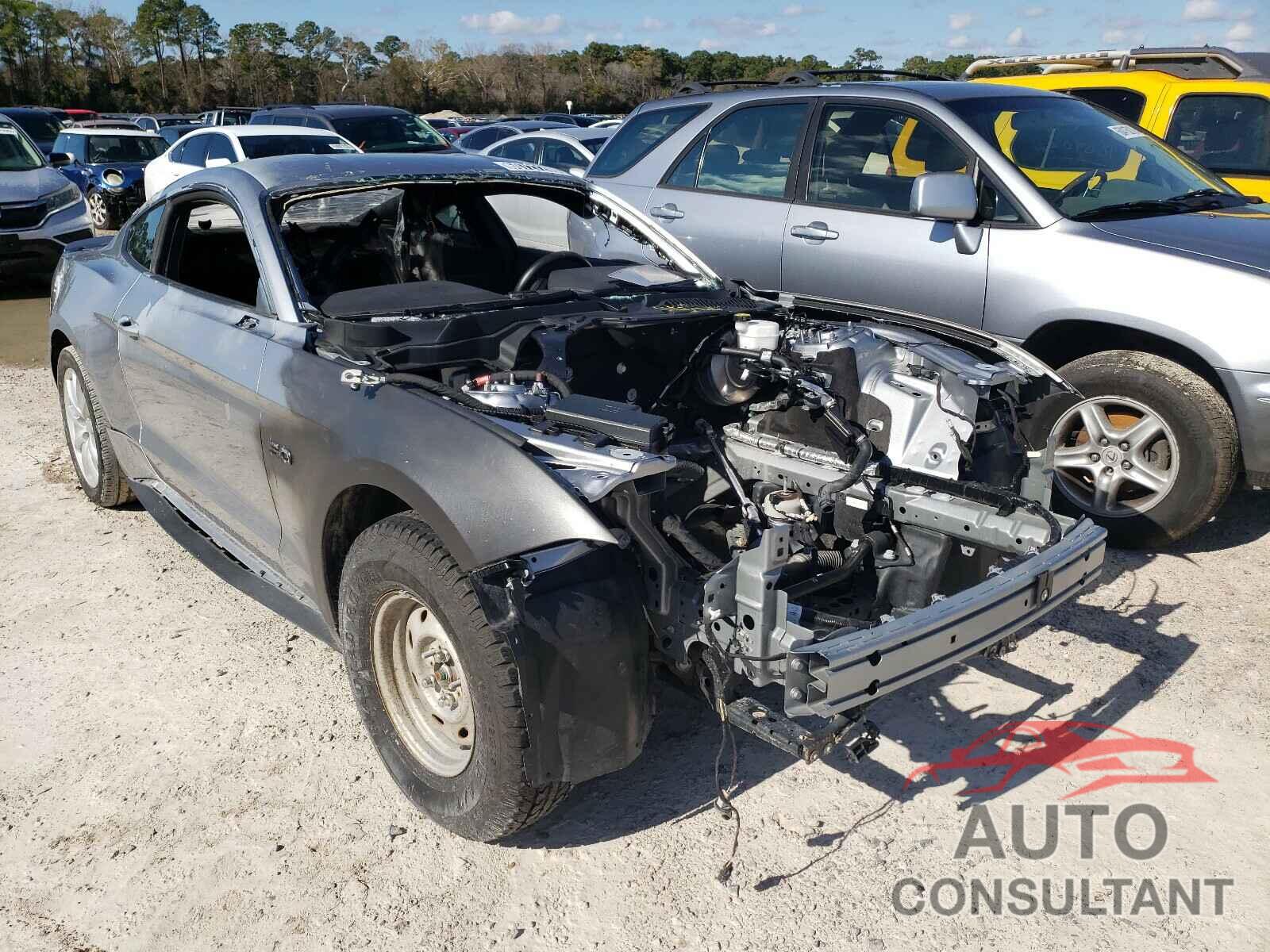 FORD MUSTANG 2020 - 1FA6P8CF3L5111904