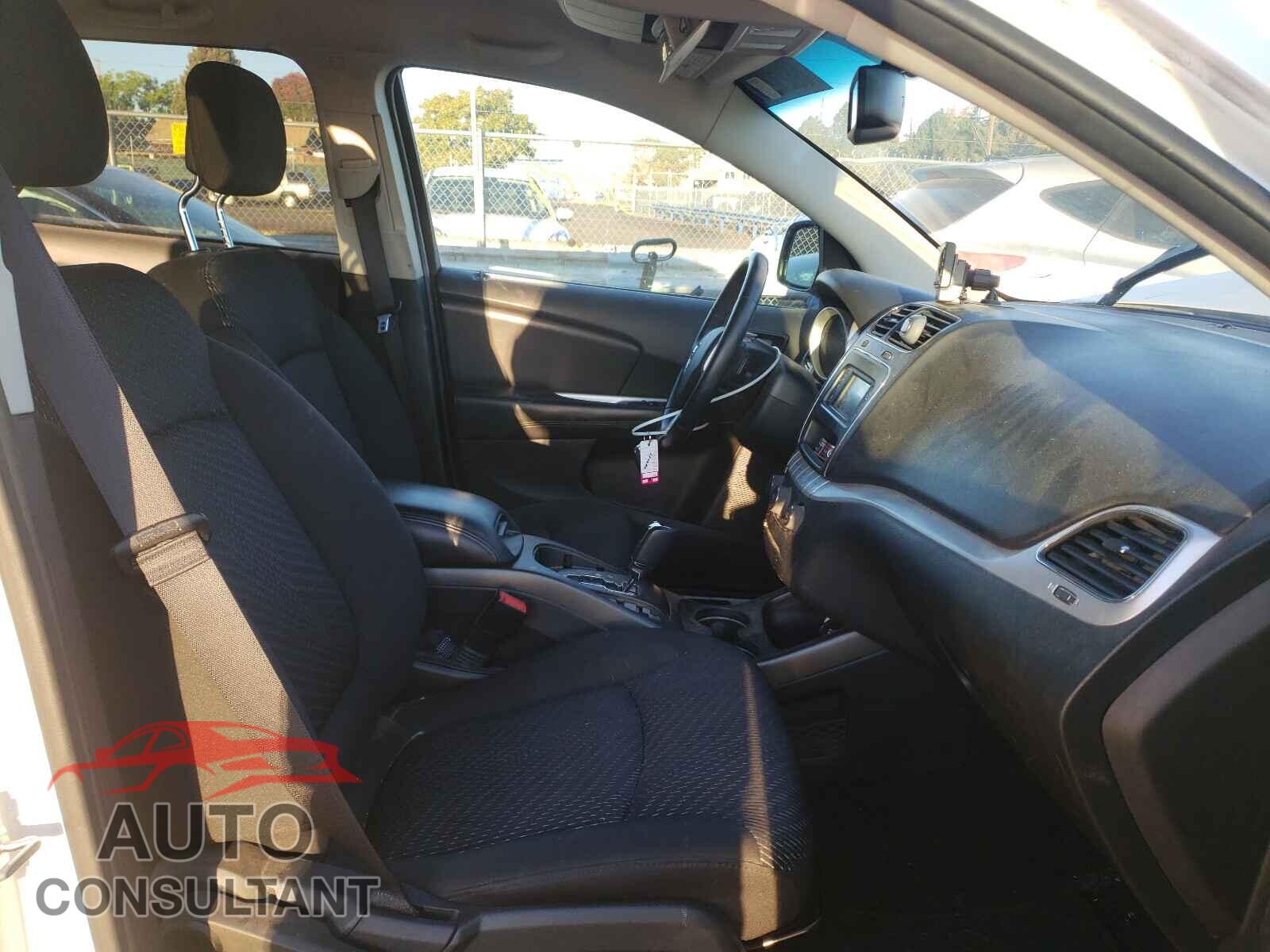 DODGE JOURNEY 2017 - 3C4PDDAG2HT596409