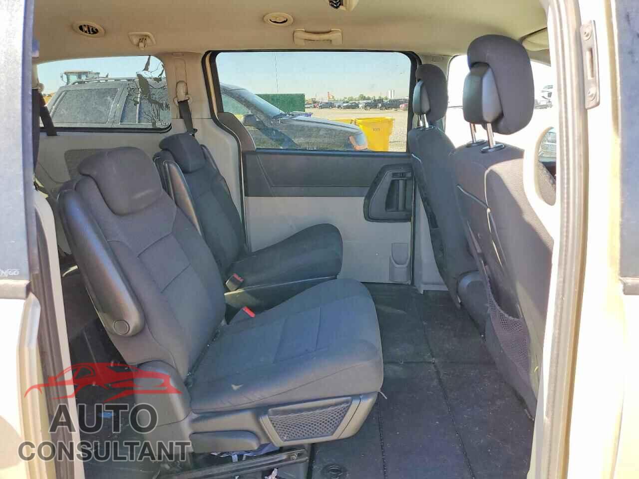 DODGE CARAVAN 2010 - 2D4RN4DE8AR327018